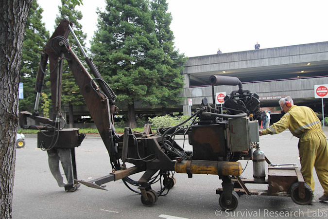 Ralf Burgert checks the Big Arm