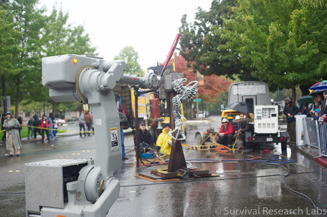 Motoman and Spine Robot in the rain